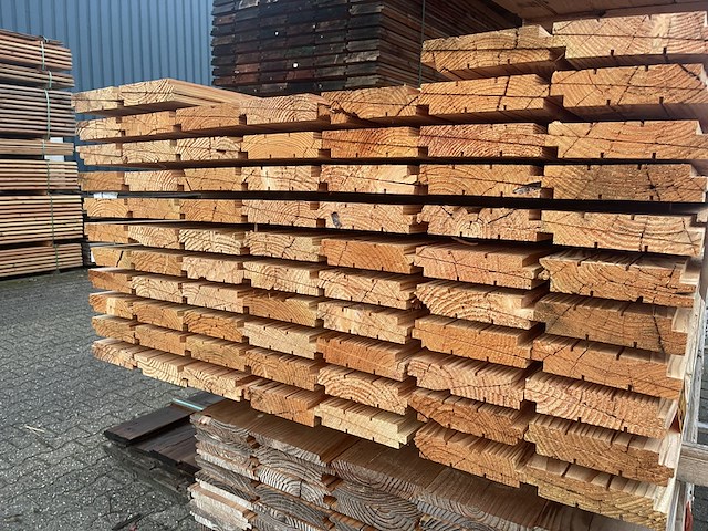 Ca. 148x douglas zweeds rabat, 26x160mm, lengte 400cm - afbeelding 3 van  3