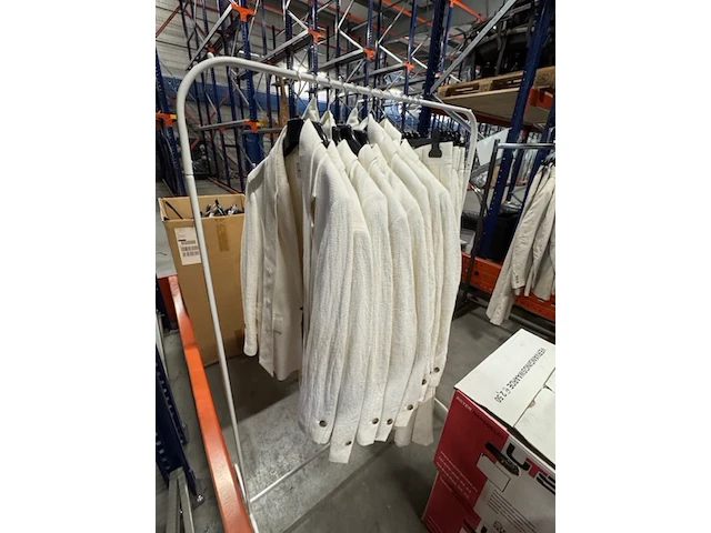 Ca. 14x broek en 16x blazer, suitss me, off-beat, ecru - afbeelding 3 van  5