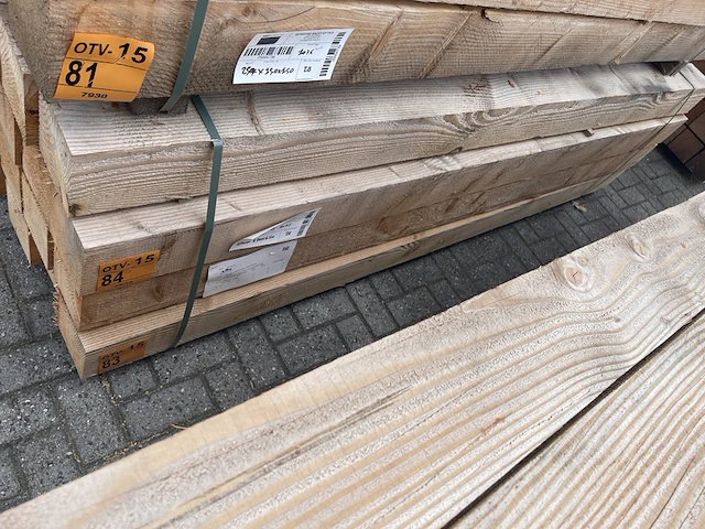 Ca. 14x douglas balken fijnbezaagd, 150x150mm, lengte 250cm - afbeelding 4 van  4
