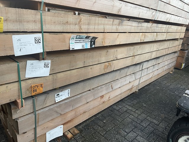 Ca. 14x douglas balken fijnbezaagd, 150x150mm, lengte 500cm - afbeelding 4 van  4