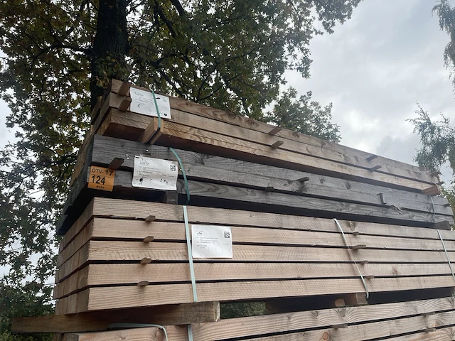 Ca. 14x douglas balken fijnbezaagd, 75x175mm, lengte 300cm - afbeelding 4 van  4