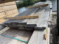 Ca. 14x douglas planken fijnbezaagd, 45x200mm, lengte 400cm - afbeelding 1 van  3