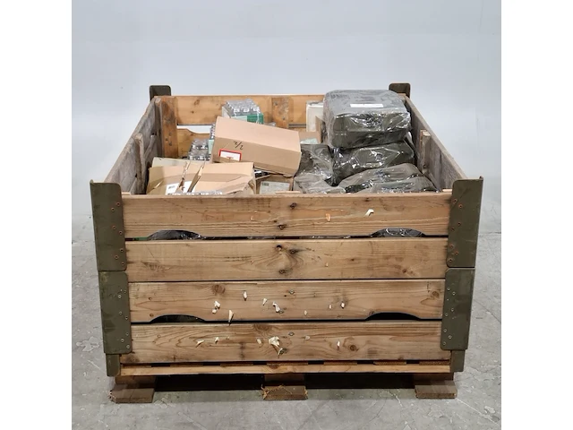 Ca. 14x jerrycan en partij zoudvaatjes - afbeelding 1 van  9