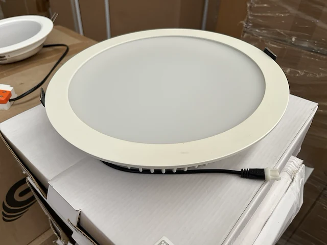 Ca. 14x led inbouwspot/-paneel met en zonder led driver ellipz lighting - afbeelding 4 van  6