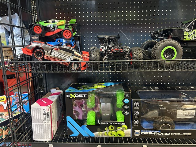 Ca. 14x rc auto's/voertuigen w.o. carrera, revolt, exost - afbeelding 3 van  9