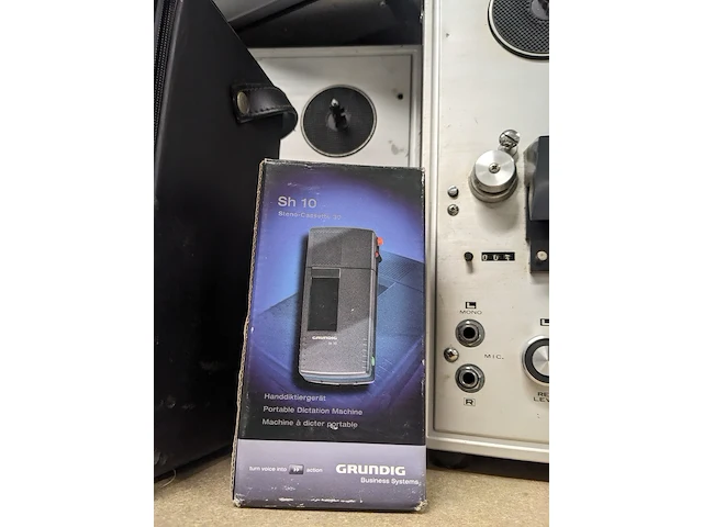 Ca. 14x retro audioapparatuur, o.a. erres, grundig, philips - afbeelding 8 van  22