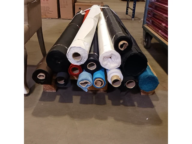 Ca. 14x rol fijne bekledingsstof - assorti - afbeelding 3 van  7