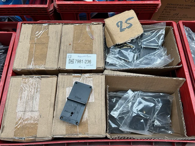 Ca. 150x hulpmiddel voor bouw met transportkratten - afbeelding 2 van  6