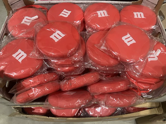 Ca. 150x m&m bakjes - afbeelding 2 van  3