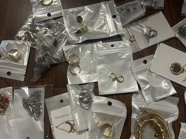 Ca. 150x (online) voorraad juwelier - stainless steel ringen, oorbellen, kettingen van hoge kwaliteit - afbeelding 5 van  10