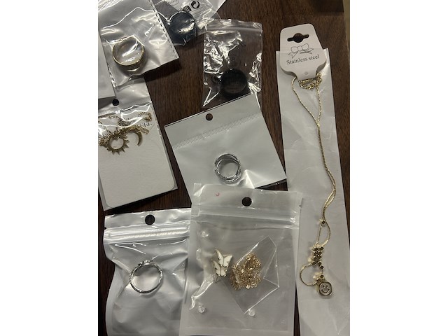 Ca. 150x (online) voorraad juwelier - stainless steel ringen, oorbellen, kettingen van hoge kwaliteit - afbeelding 10 van  10