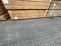 Ca. 15x douglas balken fijnbezaagd, 200x200mm, lengte 300cm - afbeelding 4 van  4