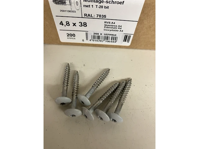 Ca. 15x dozen montage schroeven ral 7035 torx - afbeelding 3 van  3