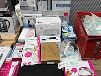 Ca. 15x elektronica w.o. lady shave, koptelefoon, w.o. philips, sony, oral-b - afbeelding 1 van  9