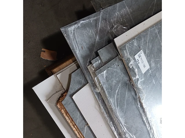 Ca. 15x pvc wandpaneel 280x122 cm, 2025 - afbeelding 3 van  9