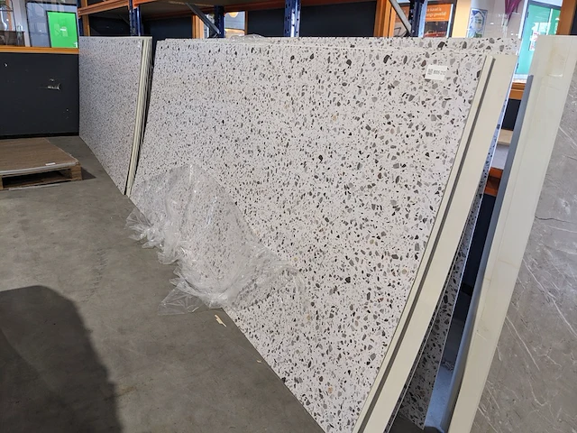 Ca. 15x pvc wandpaneel 280x122 cm, sanderz, 2025 - afbeelding 1 van  3