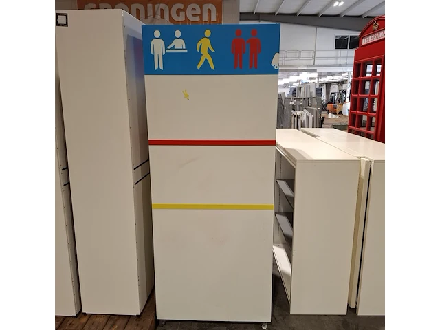 Ca. 15x stellingkast, 1x communicatiezuil en diverse metalen houders - afbeelding 3 van  14