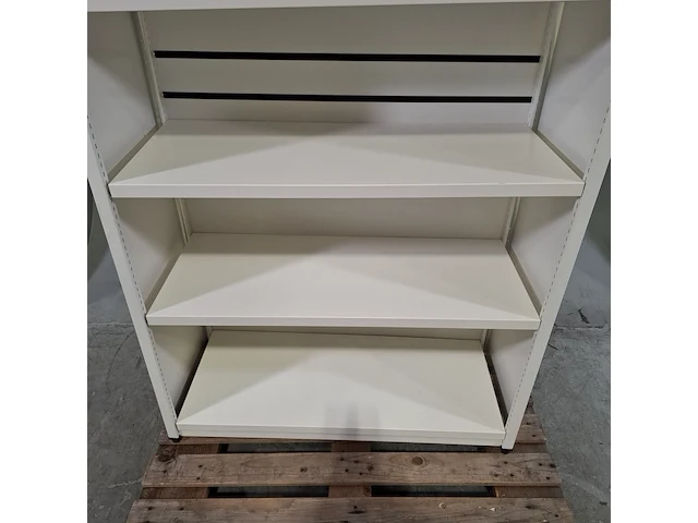 Ca. 15x stellingkast, 1x communicatiezuil en diverse metalen houders - afbeelding 9 van  14