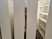 Ca. 15x stellingkast, 1x communicatiezuil en diverse metalen houders - afbeelding 12 van  14