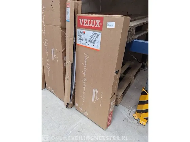 Ca. 15x velux toebehoren diverse modellen - afbeelding 12 van  23