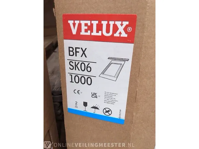 Ca. 15x velux toebehoren diverse modellen - afbeelding 19 van  23