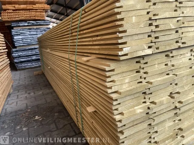 Ca. 160x vuren channelsiding groen geïmpregneerd, 18x145mm, lengte 320cm - afbeelding 2 van  3