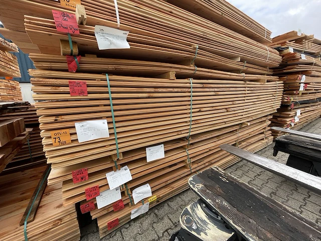 Ca. 164x douglas wisselsponning/ halfhoutsrabat, 18x190mm, lengte 400cm - afbeelding 4 van  4