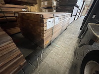 Ca. 168x angelim pedra regels fijnbezaagd, 45x68mm, lengte 185cm - afbeelding 4 van  5