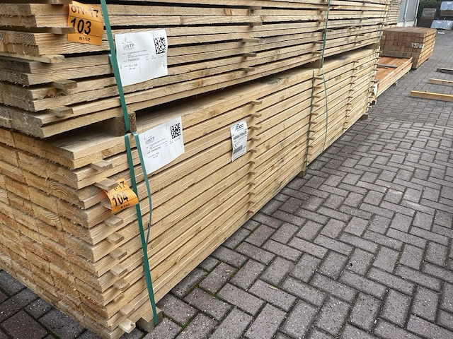 Ca. 168x douglas planken fijnbezaagd, 25x150mm, lengte 400cm - afbeelding 4 van  4