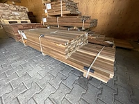 Ca. 168x ipé planken geschaafd country grade, 27x70mm, lengte 127/185cm, 41/245cm - afbeelding 2 van  3