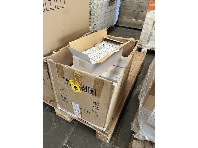 Ca. 168x led lamp e14 candle 4w 2700k lemnis lighting - afbeelding 5 van  5