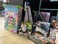 Ca. 16x a-merk speelgoed w.o. clementoni, casdon dyson, dickie toys, fisher-price, vtech - afbeelding 2 van  11