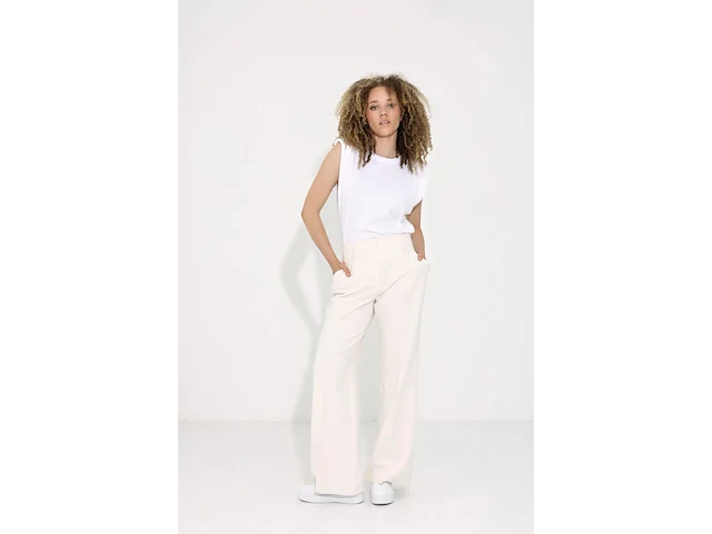 Ca. 16x broek en 33x colbert, suitss me, off-beat, pastel peachment - afbeelding 4 van  9