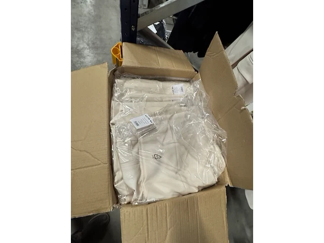 Ca. 16x broek en 33x colbert, suitss me, off-beat, pastel peachment - afbeelding 9 van  9