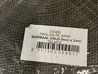 Ca. 16x compriband en pe band rollen - afbeelding 2 van  3