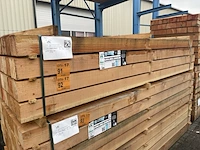 Ca. 16x douglas balken fijnbezaagd, 120x120mm, lengte 300cm - afbeelding 4 van  4