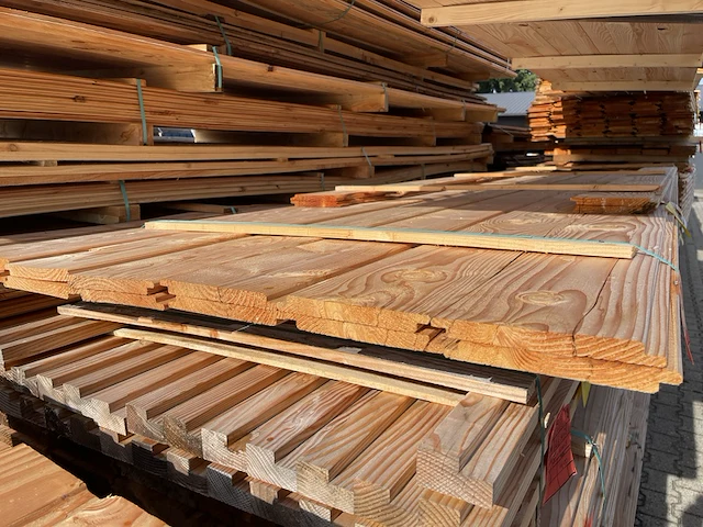 Ca. 16x douglas wisselsponning/halfhoutsrabat, 19x190mm, lengte 4/300cm 12/400cm - afbeelding 3 van  3