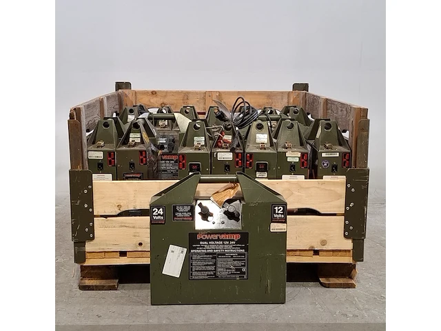 Ca. 16x starthulp, powervamp, o.a nato 200 - afbeelding 1 van  7