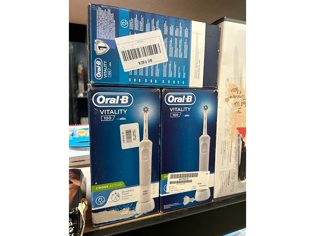 Ca. 16x verzorgingsartikelen w.o. tandenborstel, trimmer, w.o. braun, oral-b - afbeelding 7 van  9