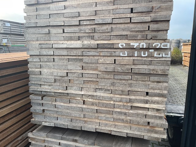 Ca. 171x guyana ipé planken fijnbezaagd, 27x105mm, lengte 125cm - afbeelding 3 van  3