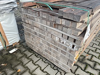 Ca. 176x angelim pedra palen fijnbezaagd, 52x52mm, lengte 133/185cm, 43/215cm - afbeelding 3 van  3