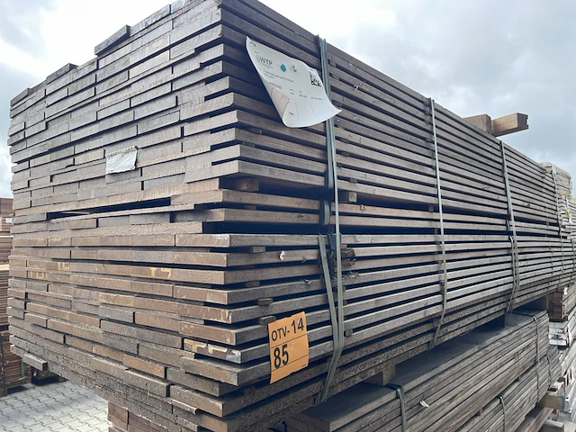 Ca. 177x purple heart planken geschaafd, 21x145mm, lengte 83/305cm 10/335cm 84/365cm - afbeelding 2 van  3
