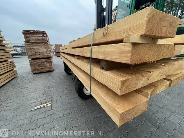 Ca. 17x douglas balken fijnbezaagd, 75x225mm, lengte 400cm - afbeelding 2 van  3