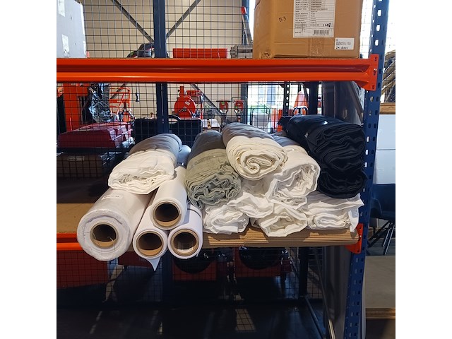 Ca. 17x rol decoratie- en evenementenstof - assorti - afbeelding 1 van  13