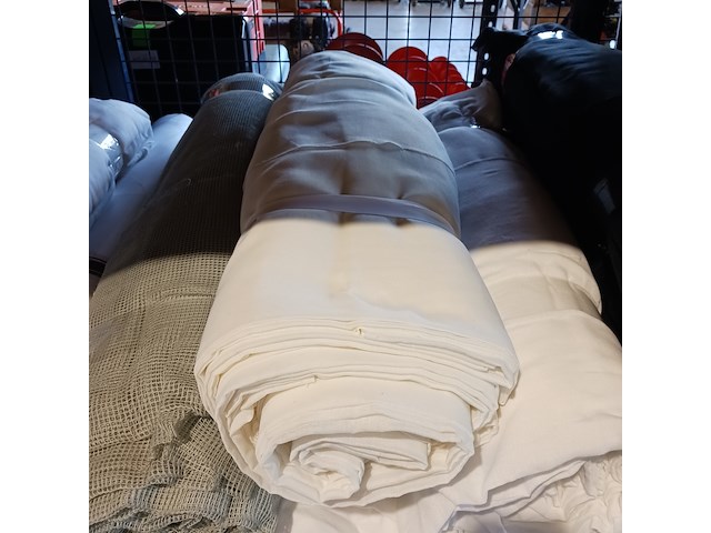 Ca. 17x rol decoratie- en evenementenstof - assorti - afbeelding 12 van  13