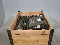 Ca. 17x starthulp accu, powervamp, o.a. nato 200 - afbeelding 1 van  9