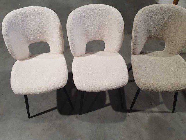 Ca. 17x stoelen – diverse modellen & kleuren, labelwise, 2024 - afbeelding 8 van  10