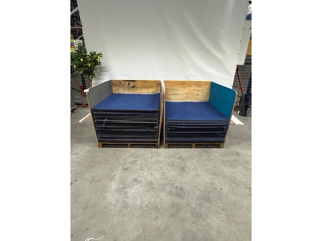 Ca. 180x tapijttegel, blauw - afbeelding 3 van  5