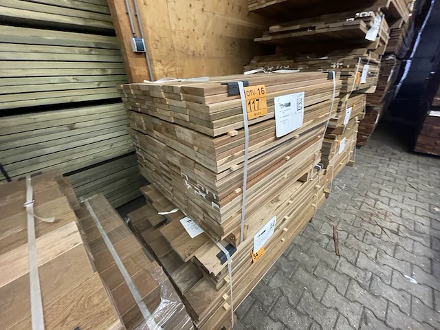 Ca. 182x ipé country grade planken geschaafd, 21x120mm, lengte 95cm - afbeelding 2 van  3