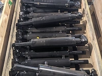 Ca. 18x cilinder dubbelwerkend d=40/80 slag 272 lo=732 - afbeelding 1 van  6